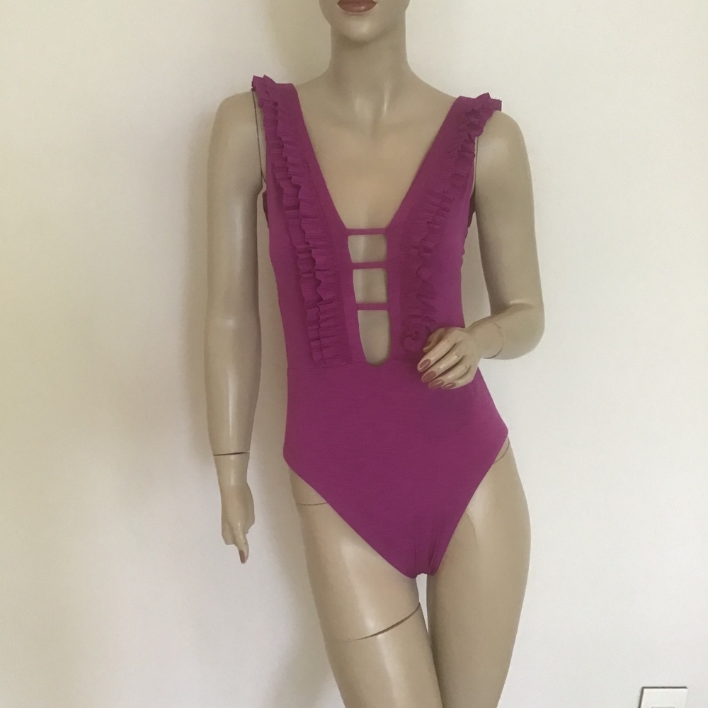 Becca by Rebecca Virtue Magenta Ruffle Ladder Strap One Piece Swimsuit L